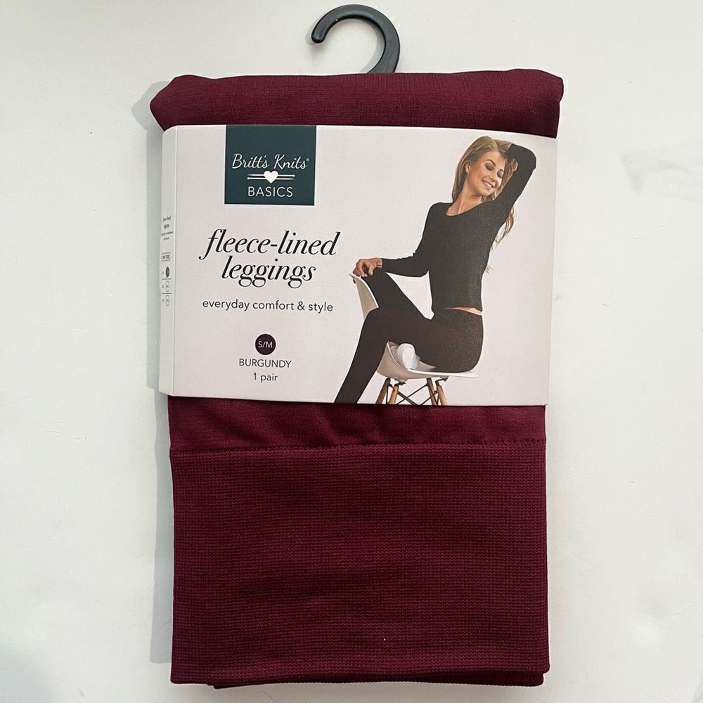 2/$20 Britt’s Knits Women’s Fleece Lined Leggings S\M Burgundy
